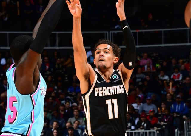 具有非凡的 具有非凡的